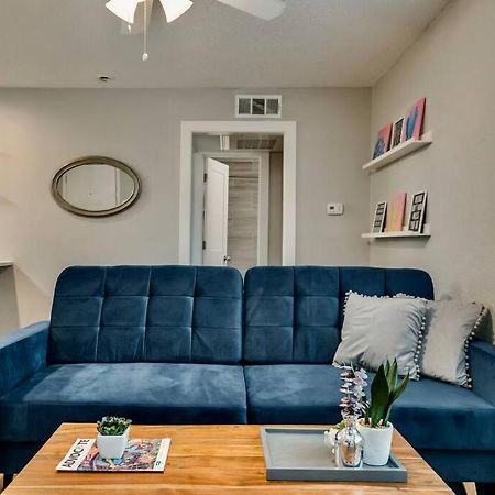The Brilliant Flat Arboretum Tickets Included Dallas Extérieur photo
